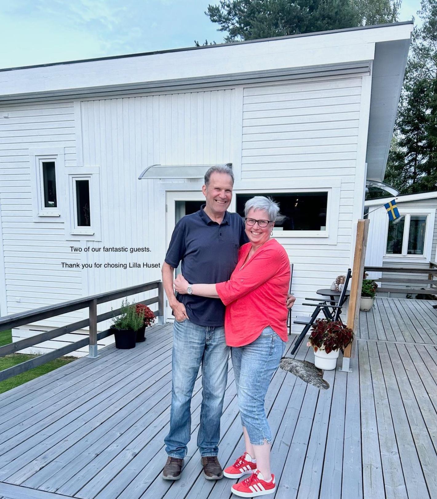 Lilla Huset Bed & Breakfast - Countryside Guesthouse, Free Parking Örebro Exterior foto